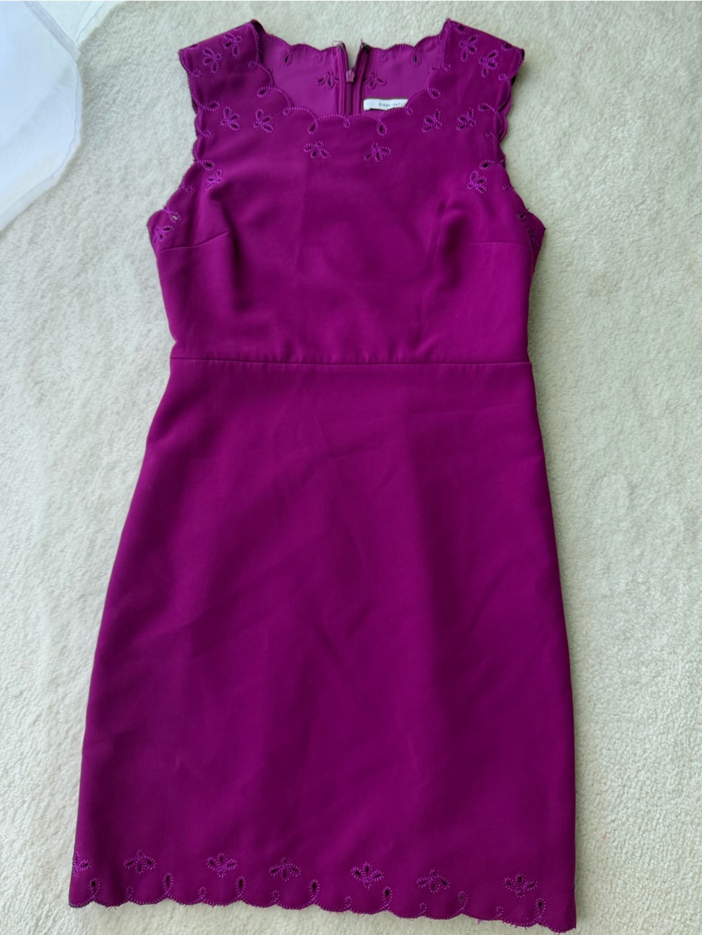 Diane Von Furstenberg Fuchsia Purple Scalloped Eyelet Sheath Dress